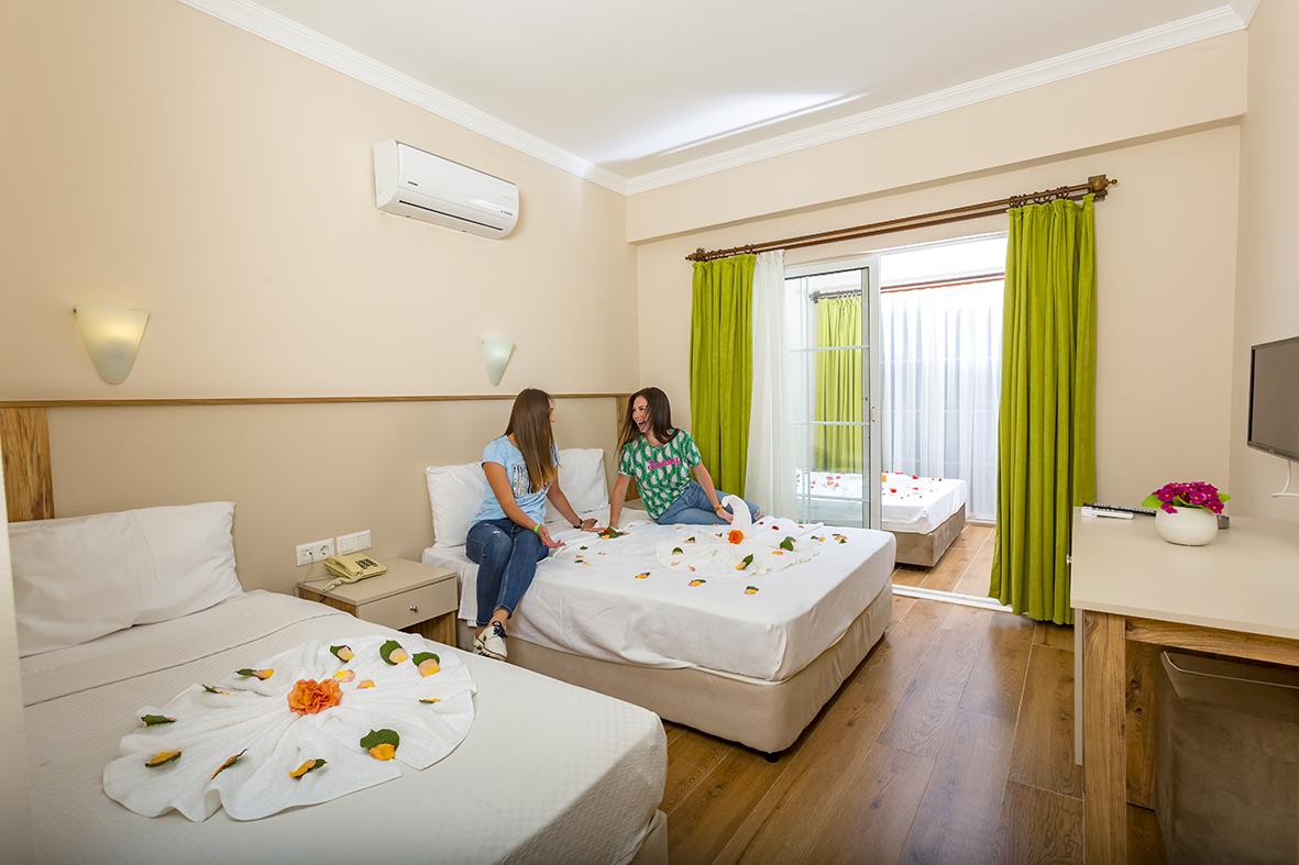 קמר Rich Melissa Hotel מראה חיצוני תמונה