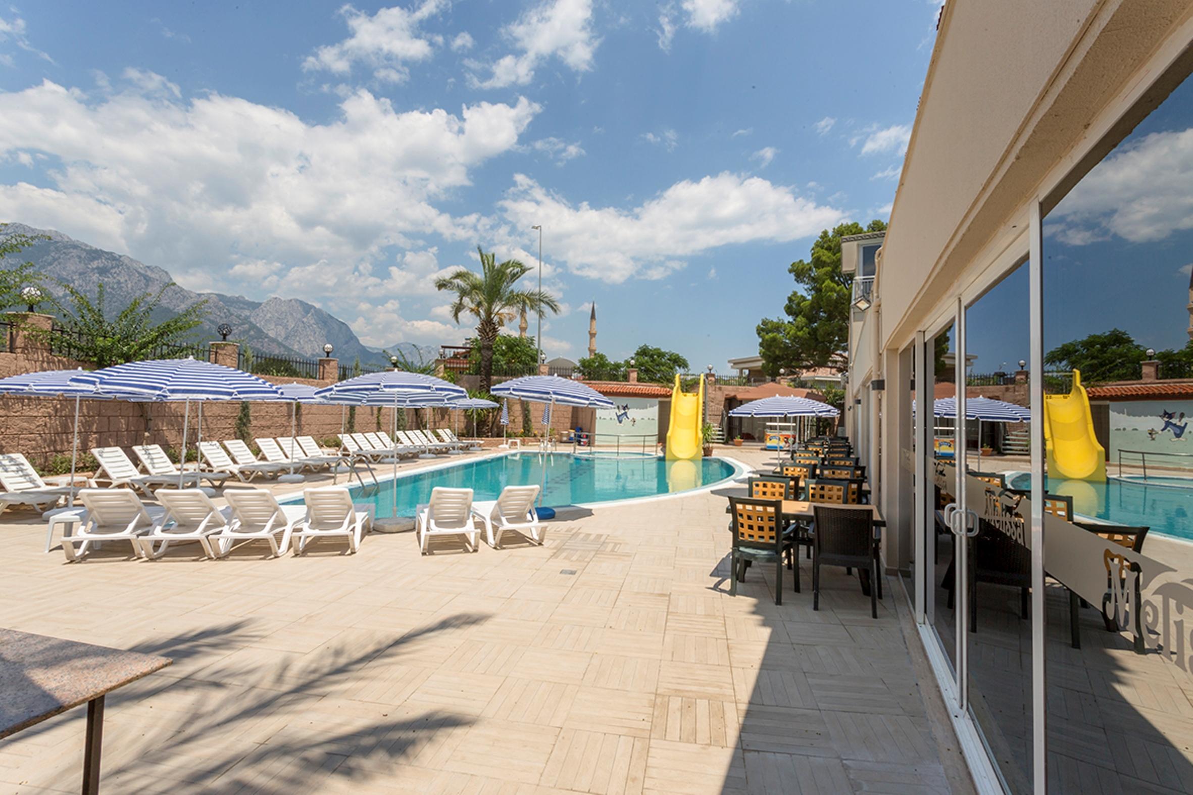 קמר Rich Melissa Hotel מראה חיצוני תמונה