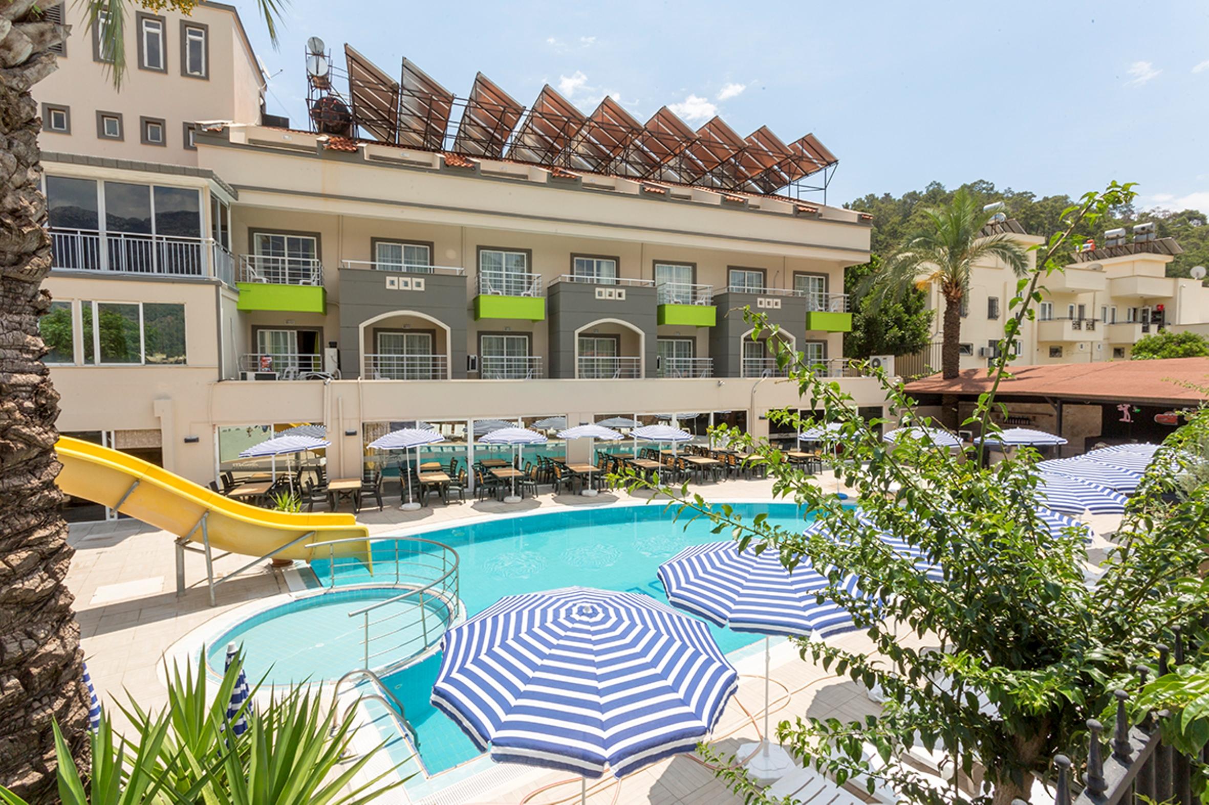 קמר Rich Melissa Hotel מראה חיצוני תמונה