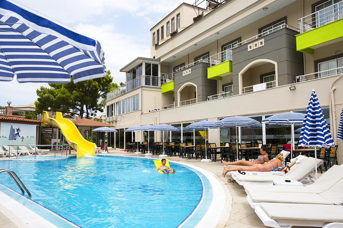 קמר Rich Melissa Hotel מראה חיצוני תמונה