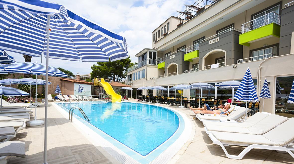 קמר Rich Melissa Hotel מראה חיצוני תמונה