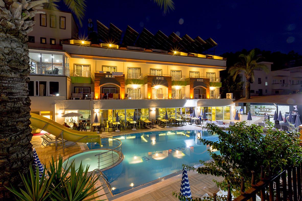 קמר Rich Melissa Hotel מראה חיצוני תמונה