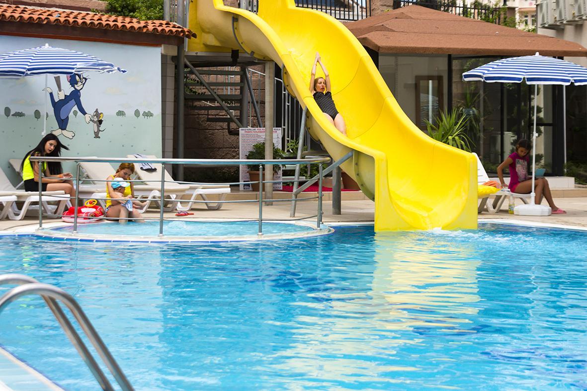 קמר Rich Melissa Hotel מראה חיצוני תמונה